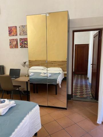 פירנצה Da I' Gini Guesthouse מראה חיצוני תמונה